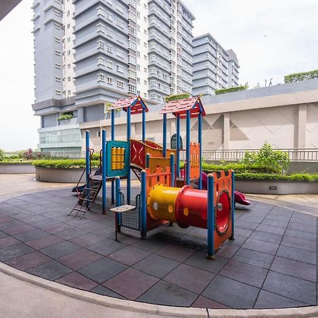 Cozy 2-Bedroom For 4 Pax With Pool - 수방자야 외부 사진